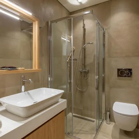 Lucian Apartamento *