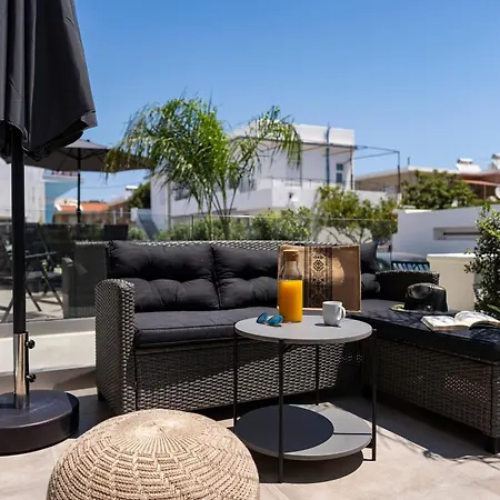 Lucian Apartament *