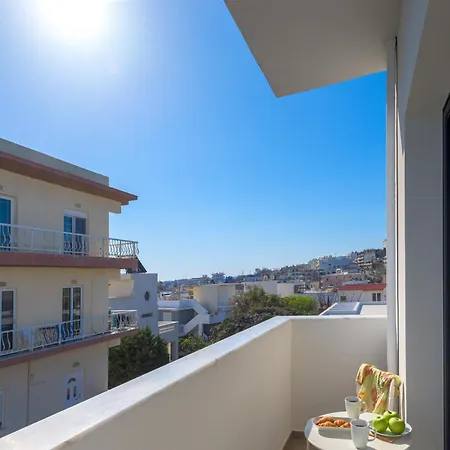 Lucian Apartmán Rhodes City