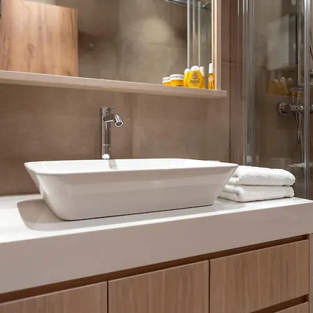 Lucian Apartamento Rhodes City