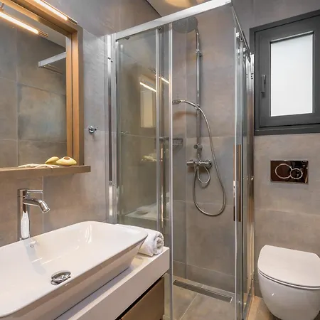 Apartamento Lucian Rhodes City