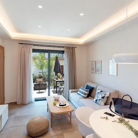 Lucian Apartmán