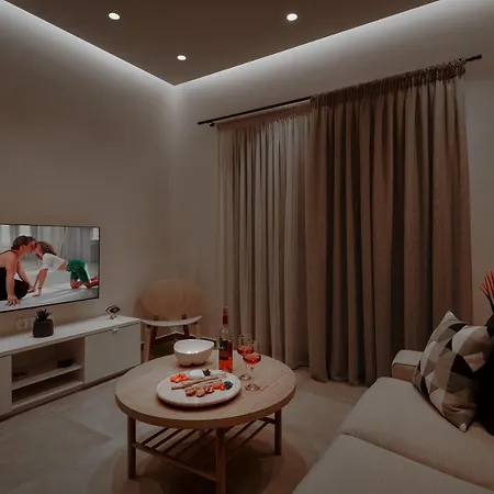 Lucian Apartment *
